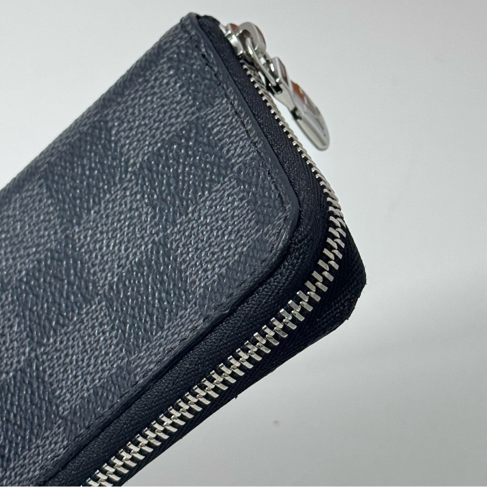Louis Vuitton Damier Graphite Zipper Coin Wallet Authentic with Box - Picture 4 of 16